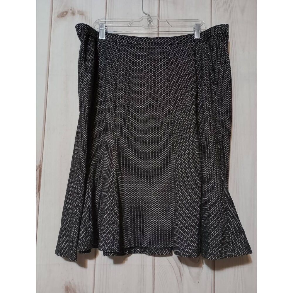 Avenue Skirt Ladies 18 Black White Pull On Waist